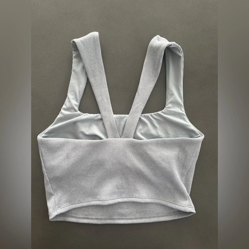 Alo Light Gray Activewear Top Small